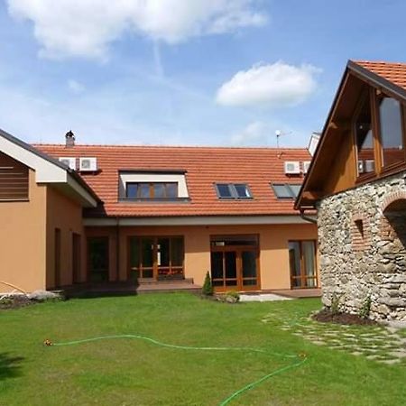 Domecek Milevsko Hotel Kültér fotó